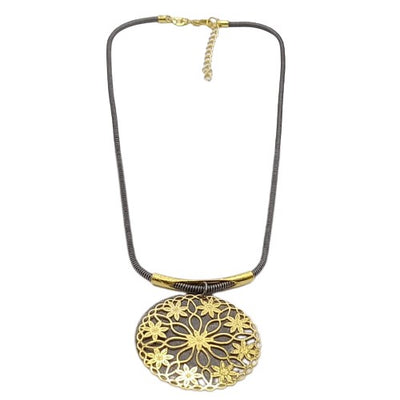 Collar medallon flor 40 cm Enchapado en Oro amarillo y peltre