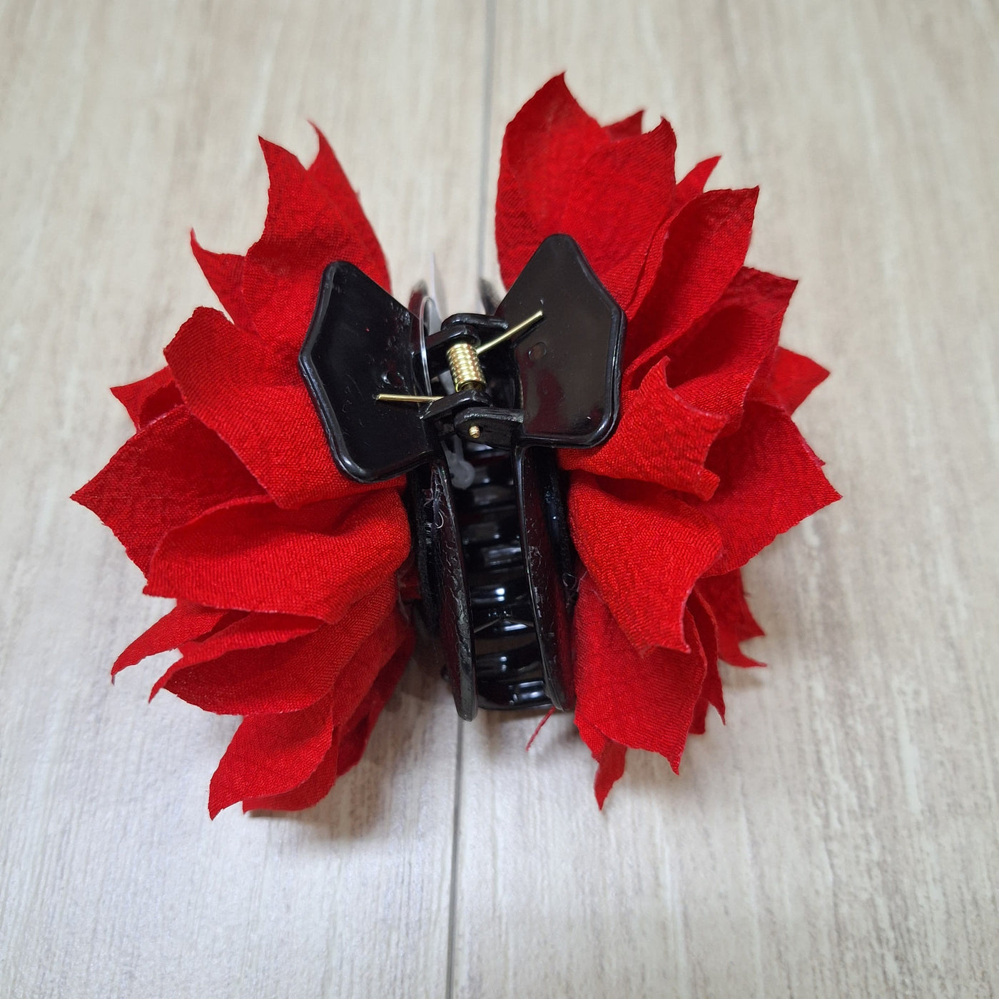 Traba flor grande color rojo