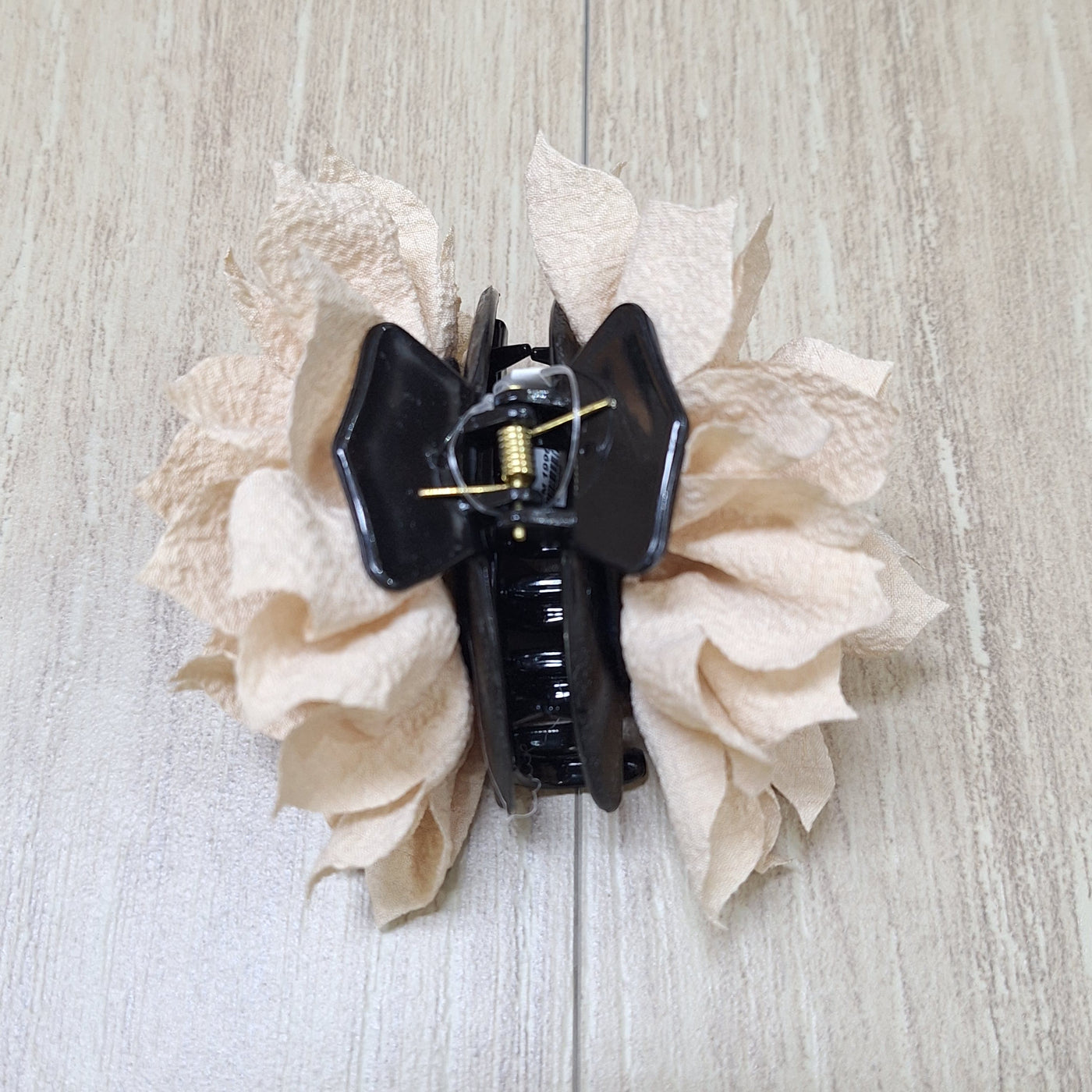 Traba flor grande color beige