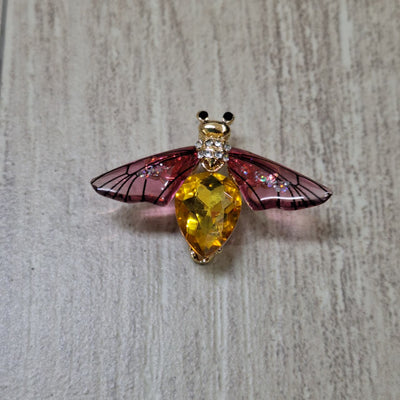 Prendedor bicho Bisutería