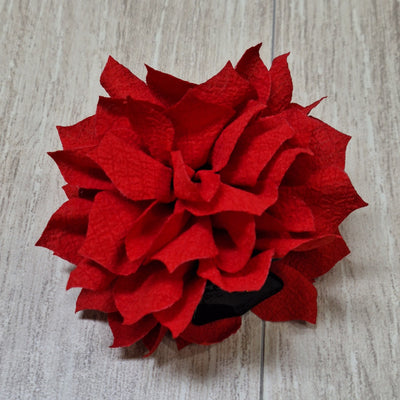 Traba flor grande color rojo